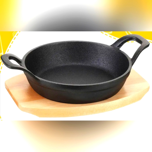 None Other - 1 Double Handle Cast Iron Skillet & Wooden Tray Set - NWOB